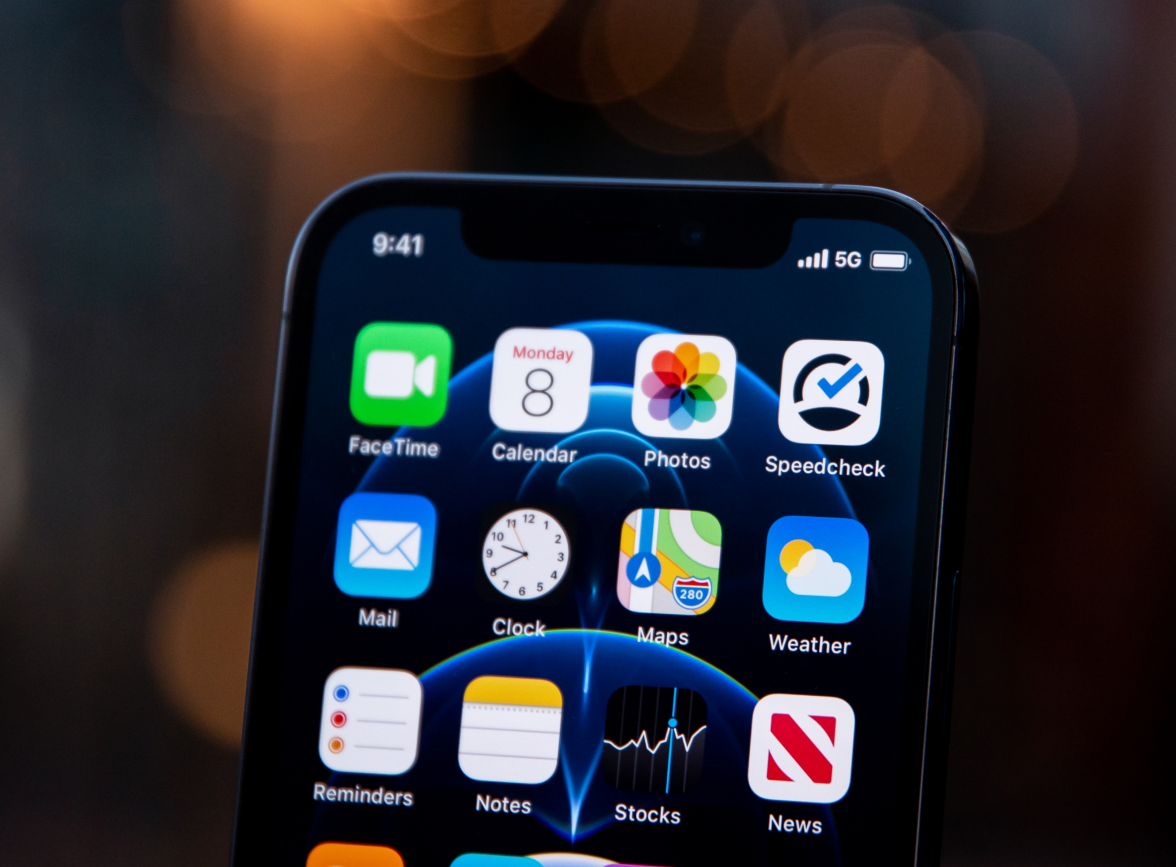 元谋苹果手机维修分享为什么 iPhone 12 在冬季会自动关机 