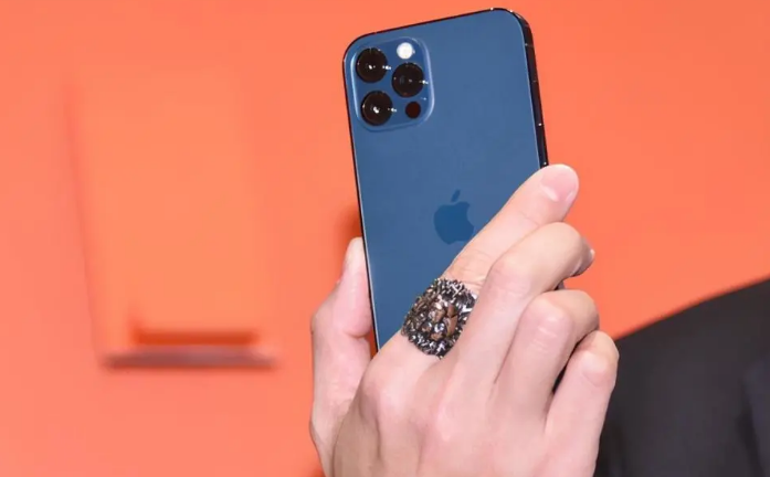 元谋苹果手机维修分享iPhone12系列重启方法教程 